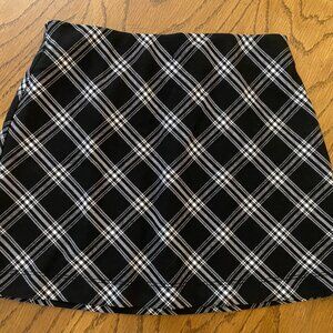 Old Navy Girls Black & White Plaid Mini Skirt